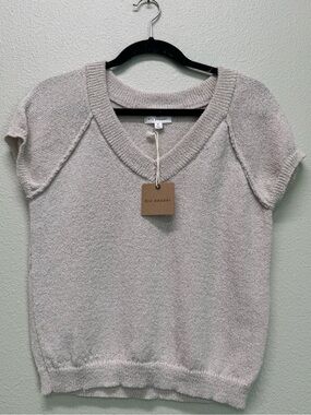 NWT Blu Pepper Short Sleeve V-Neck Sweater - Light Taupe, Multiple Sizes